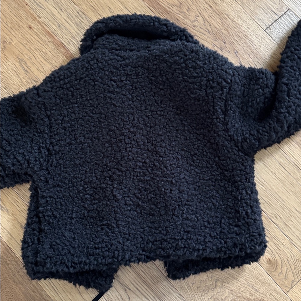 😊UGG Black Sherpa Jacket NWT - Picture 3 of 9